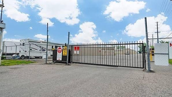 Reliable Vehicle Storage Services – Omar Towing