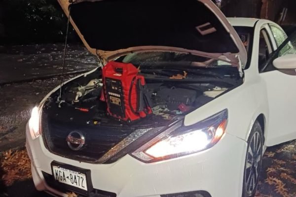 Fast Jumpstart Service in Dedham, MA – Omar Towing