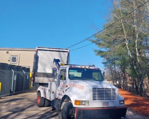 24/7 Towing & Transport in Norwood – Omar Towing